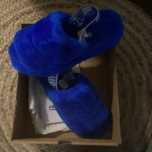 Ugg slides brand new